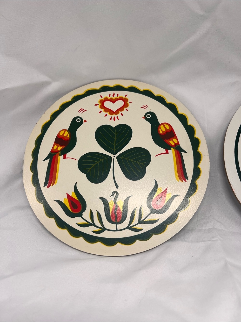 Pair of 7.5” Pennsylvania Dutch Hex Signs Folk Art Wall Decor Clover Bird Motif - Picture 2 of 5